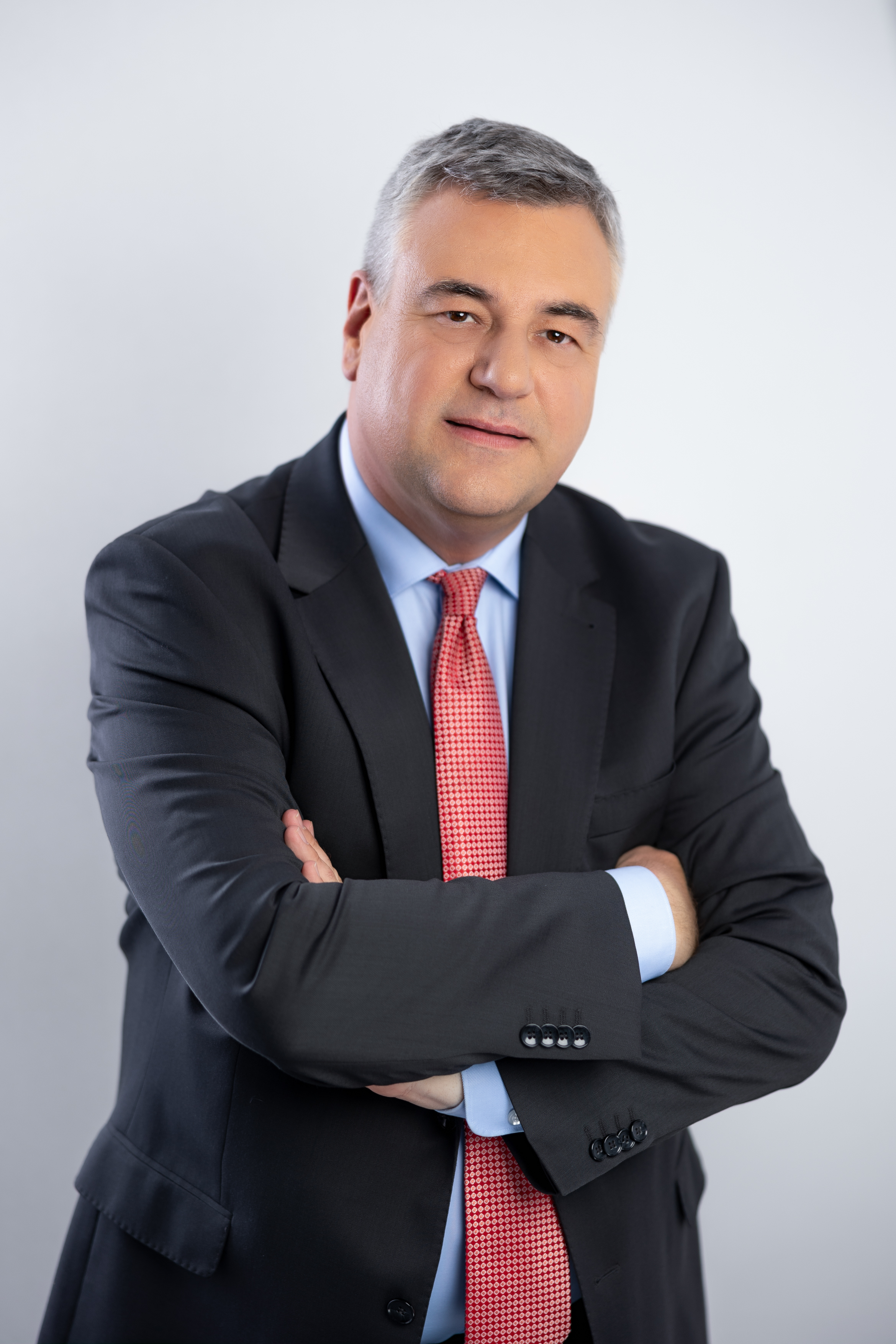 Prokurent, dyrektor ds. sprzedaży i relacji zewnętrznych w REKOPOL Organizacji Odzysku Opakowań.