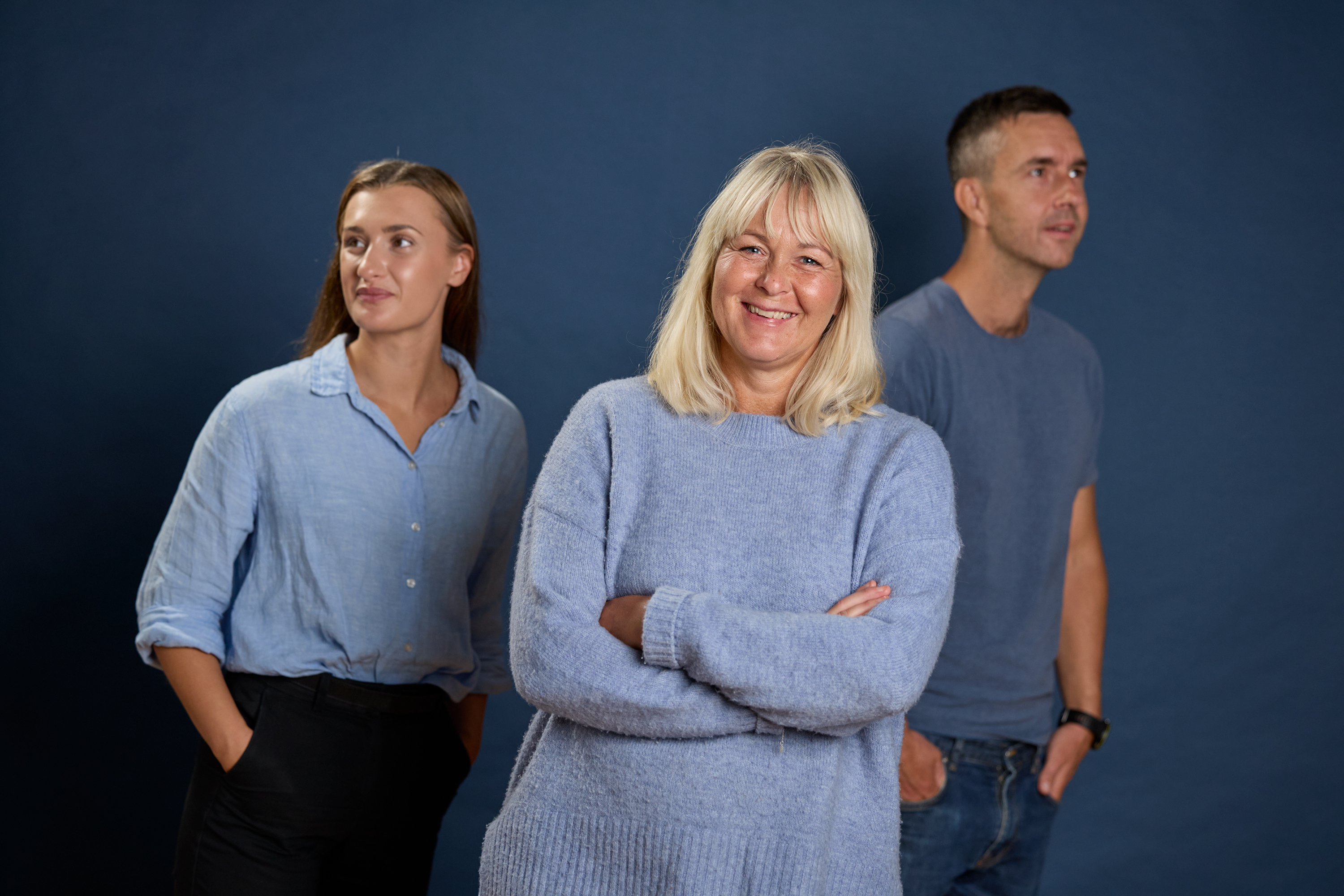 Different people in different colored squared boxes